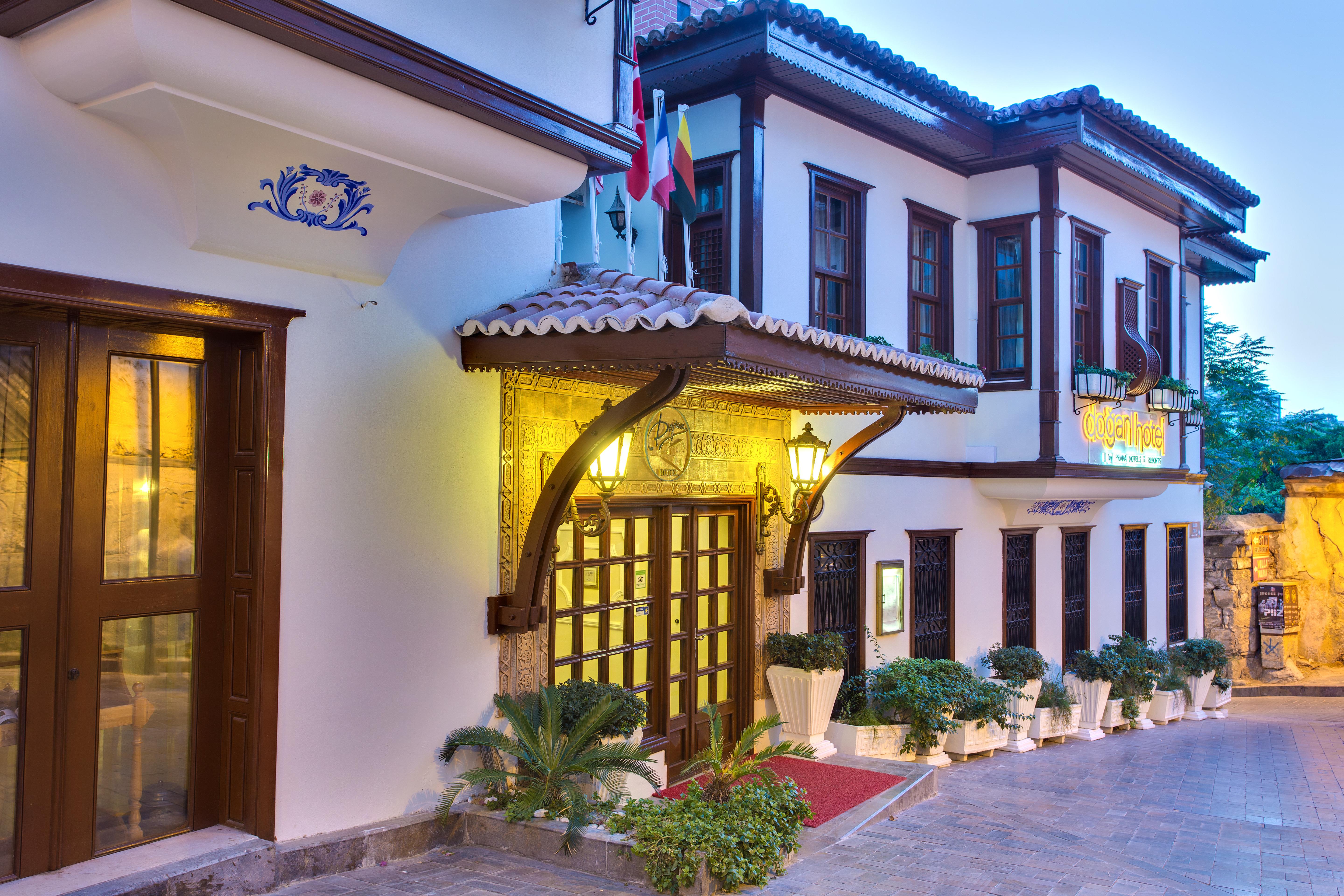 Dogan Hotel Antalya Exterior photo